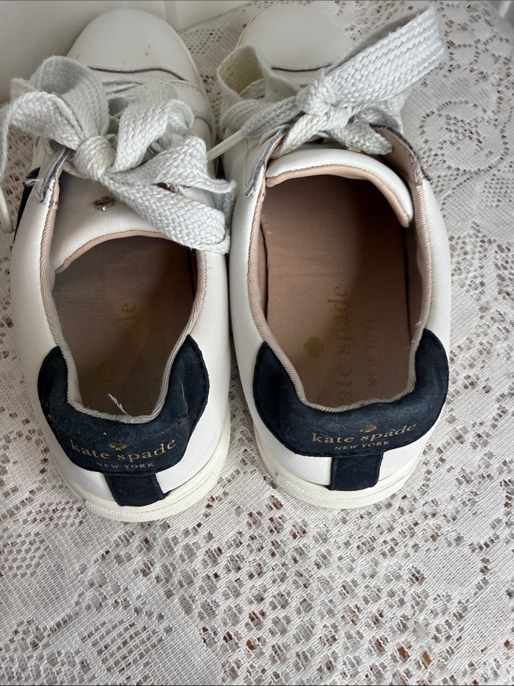 Kate Spade White Leather Sneakers Black hearts lace up shoes sz 6 - Picture 5 of 7
